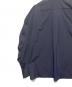 中古・古着 mame kurogouchi (マメクロゴウチ) Curved Pleated Shirt ネイビー サイズ:2：14000円