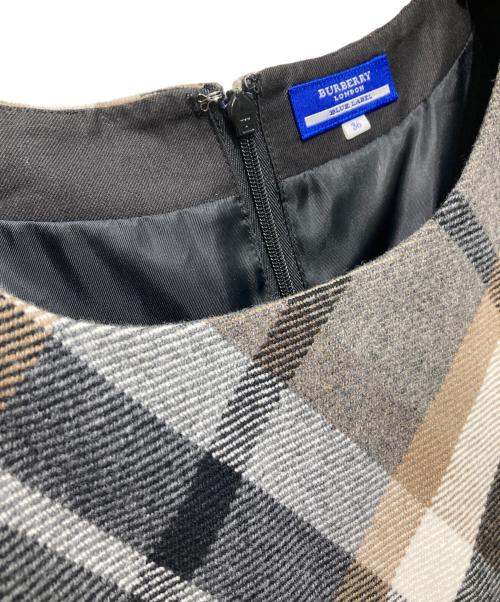 BURBERRY BLUE LABEL（バーバリー ブルー レーベル）BURBERRY BLUE LABEL (バーバリー ブルー レーベル) ノースリーブワンピース ベージュ サイズ:36の古着・服飾アイテム