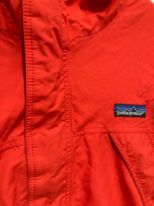 Patagonia（パタゴニア）Patagonia (パタゴニア) 古着ナイロンジャケット レッド サイズ:Mの古着・服飾アイテム
