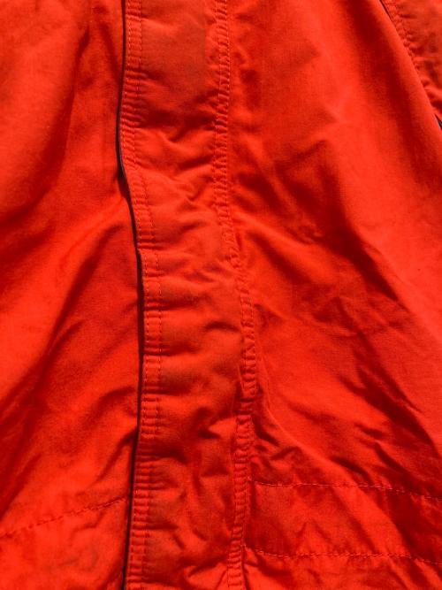 Patagonia（パタゴニア）Patagonia (パタゴニア) 古着ナイロンジャケット レッド サイズ:Mの古着・服飾アイテム