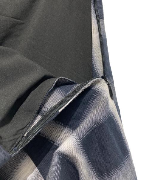 furfur（ファーファー）furfur (ファーファー) シャツドッキングチェックスカート ネイビー×ホワイト サイズ:SIZE ONEの古着・服飾アイテム