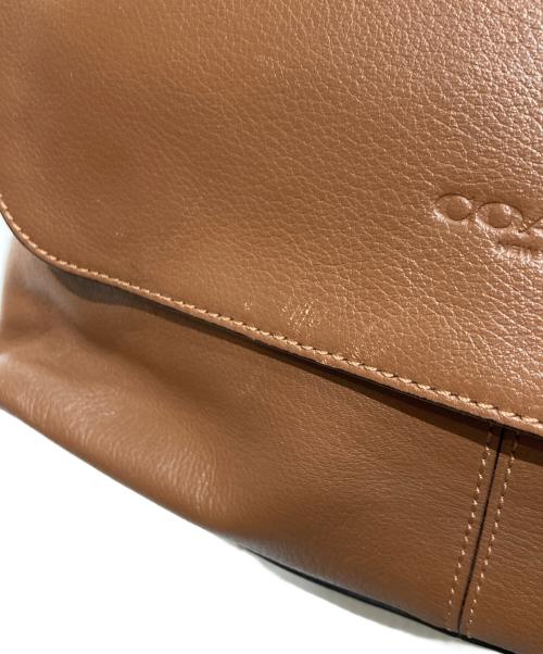 COACH（コーチ）COACH (コーチ) Charles Small Messenger ブラウンの古着・服飾アイテム