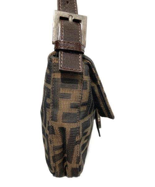 FENDI（フェンディ）FENDI (フェンディ) マンマバケットズッカ柄キャンバスショルダーバッグ ブラウンの古着・服飾アイテム