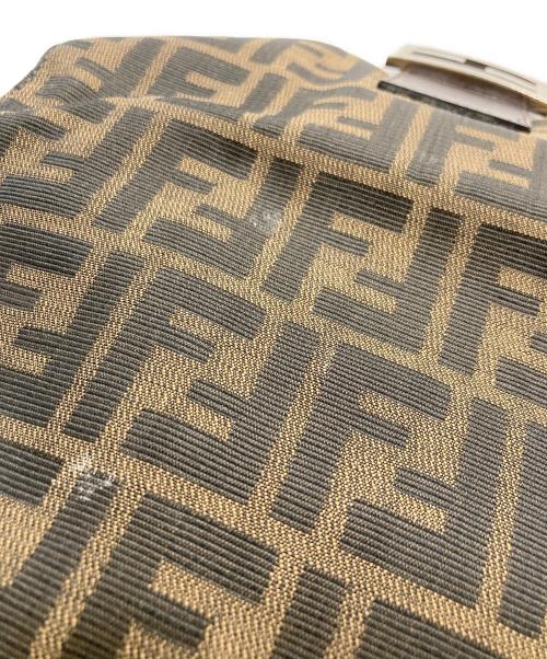 FENDI（フェンディ）FENDI (フェンディ) マンマバケットズッカ柄キャンバスショルダーバッグ ブラウンの古着・服飾アイテム