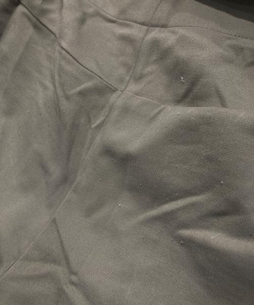 ARCHIVARIUS（アルキヴァリウス）ARCHIVARIUS (アルキヴァリウス) アシンメトリーパンツ オリーブ サイズ:Mの古着・服飾アイテム