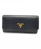 PRADAプラダ）の古着「長財布」｜ブラック×ピンク