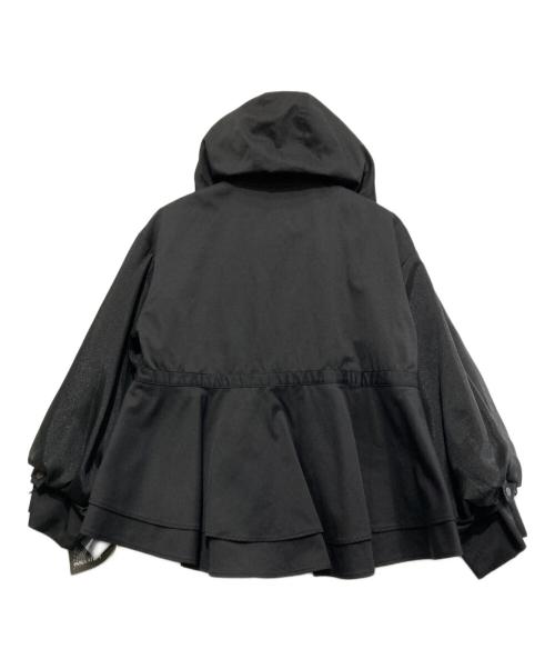 TOLNERA（トルネラ）TOLNERA (トルネラ) ドロスト入り裾Aライン異素材使い中綿ジャケット ブラック サイズ:38 未使用品の古着・服飾アイテム