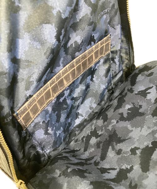 aniary（アニアリ）aniary (アニアリ) クロコ型押しレザーバック ブラウンの古着・服飾アイテム