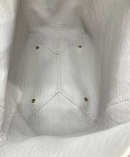 BURBERRY（バーバリー）BURBERRY (バーバリー) トートバッグ エンボスチェック ポーチ付 レザー ピンク サイズ:不明の古着・服飾アイテム