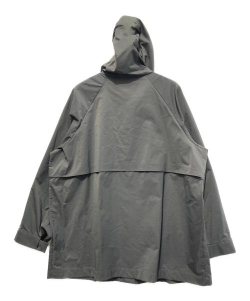 icB（アイシービー）icB (アイシービー) 25SS メモリーストレッチタフタ マウンテンパーカー チャコールグレー サイズ:4の古着・服飾アイテム