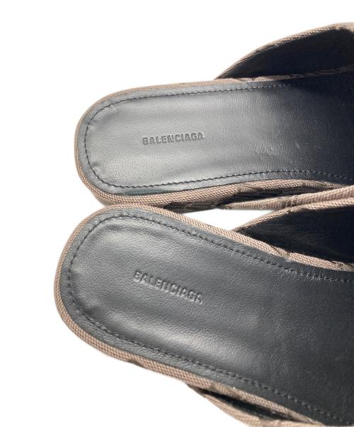 BALENCIAGA（バレンシアガ）BALENCIAGA (バレンシアガ) コージー ミュール BBモノグラム ブラウン サイズ:38の古着・服飾アイテム
