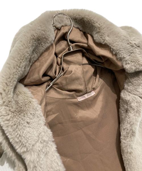 GAYNOR BONGARD（-）GAYNOR BONGARD (-) フェイクファーベスト ベージュ サイズ:Freeの古着・服飾アイテム