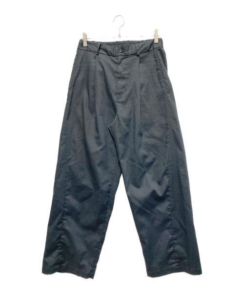坩堝 RUTSUBO（ルツボ）坩堝 RUTSUBO (ルツボ) TWIST WIDE EASY PANTS グレー サイズ:Mの古着・服飾アイテム