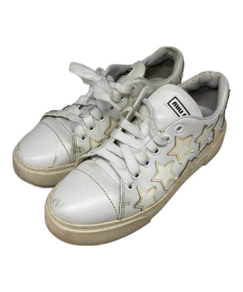MIU MIU（ミュウミュウ）MIU MIU (ミュウミュウ) ローカット スター スニーカー ホワイト サイズ:36の古着・服飾アイテム