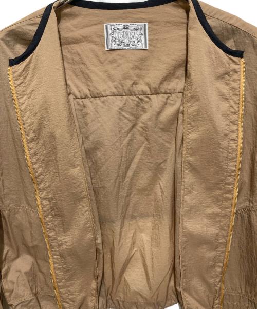 DOS DIOSAS（ドスディオサス）DOS DIOSAS (ドスディオサス) バックフリルデザインライトジャケット ブラウン サイズ:38 未使用品の古着・服飾アイテム