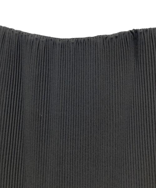 ENFOLD（エンフォルド）ENFOLD (エンフォルド) PLEAT WAVE SKIRT ブラック サイズ:36の古着・服飾アイテム