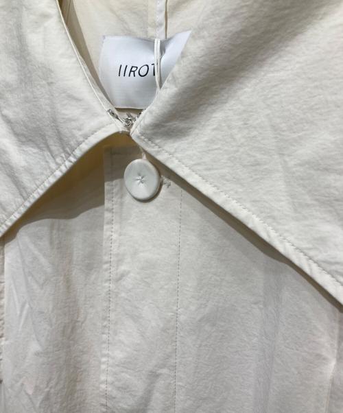 IIROT（イロット）IIROT (イロット) Over Yoke 2way Coat ロングコート ベージュ サイズ:FREEの古着・服飾アイテム