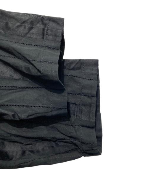 LE PHIL（ル フィル）LE PHIL (ル フィル) ナイロンフリルブラウス ブラック サイズ:FREEの古着・服飾アイテム