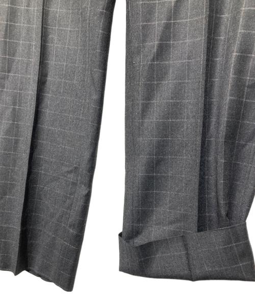 ERMENEGILDO ZEGNA（エルメネジルド・ゼニア）ERMENEGILDO ZEGNA (エルメネジルド・ゼニア) セットアップスーツ ブラック サイズ:98AB6の古着・服飾アイテム