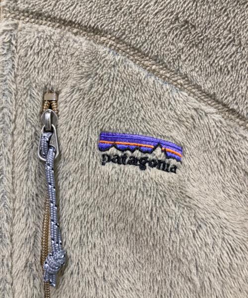 Patagonia（パタゴニア）Patagonia (パタゴニア) レギュレーターR2 フリースジャケット カーキ サイズ:Mの古着・服飾アイテム