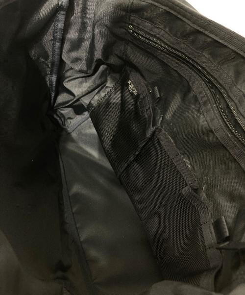 PORTER（ポーター）PORTER (ポーター) HEATメッセンジャーバッグ ブラックの古着・服飾アイテム