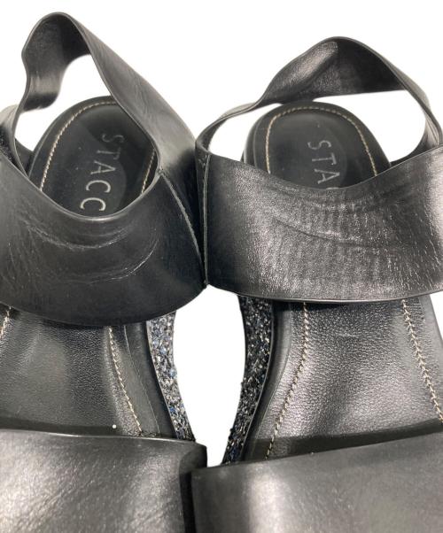 STACCATO（スタッカート）STACCATO (スタッカート) グリッター厚底サンダル ブラック サイズ:22.5ｃｍの古着・服飾アイテム