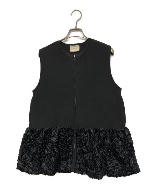 UNITED ARROWS TOKYO（ユナイテッドアローズトウキョウ）UNITED ARROWS TOKYO (ユナイテッドアローズトウキョウ) フラワーサテンコンビベスト ブラック サイズ:Freeの古着・服飾アイテム