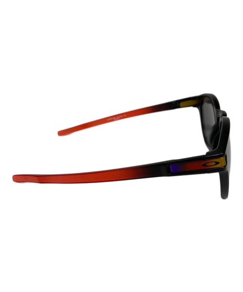 OAKLEY（オークリー）OAKLEY (オークリー) LATCHマットブラック24k  サングラス レッド×ブラック サイズ:53□21の古着・服飾アイテム