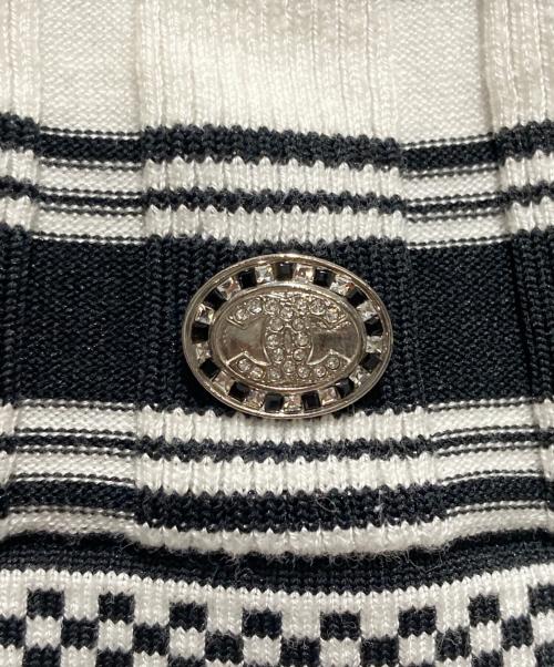 CHANEL（シャネル）CHANEL (シャネル) P74 ココマークプレート ボーダー ショートスリーブニット ブラック×ホワイト サイズ:34の古着・服飾アイテム