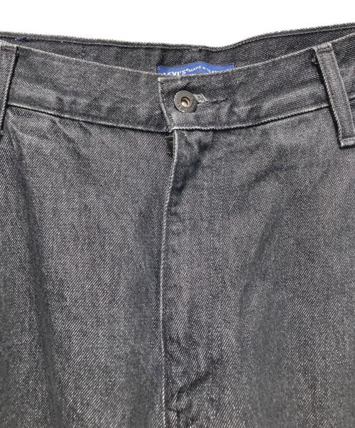 LEVI'S（リーバイス）LEVI'S (リーバイス) ワイドプリーツデニムパンツ ブラック サイズ:W30L27の古着・服飾アイテム