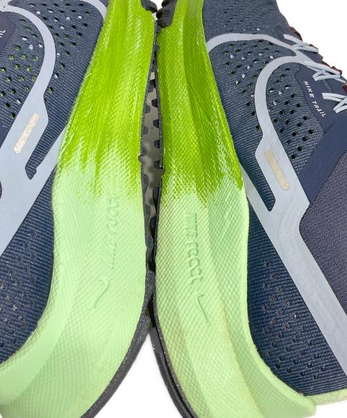 NIKE（ナイキ）NIKE (ナイキ) ペガサス トレイル 4 ネイビー×グリーン サイズ:26の古着・服飾アイテム