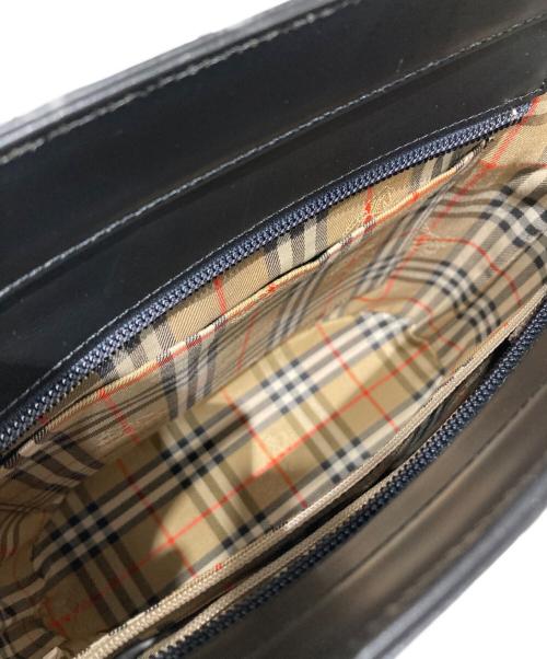 BURBERRY（バーバリー）BURBERRY (バーバリー) バケツ型ノヴァチェックショルダーバッグ ブラックの古着・服飾アイテム