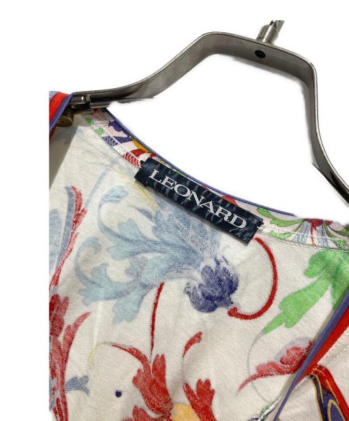 LEONARD（レオナール）LEONARD (レオナール) 半袖ブラウス/総柄ブラウス ホワイト×レッド サイズ:Lの古着・服飾アイテム