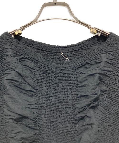 me ISSEY MIYAKE（ミーイッセイ ミヤケ）me ISSEY MIYAKE (ミーイッセイ ミヤケ) SHRINK STRIPE ブラック サイズ:FREEの古着・服飾アイテム