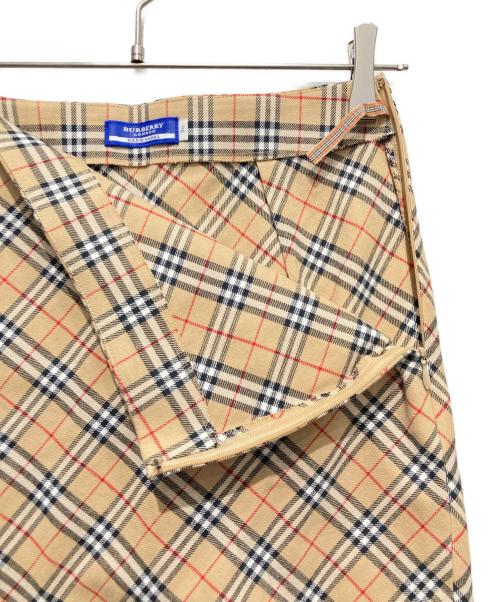 BURBERRY BLUE LABEL（バーバリー ブルー レーベル）BURBERRY BLUE LABEL (バーバリー ブルー レーベル) バーバリーチェックミニスカート ベージュ サイズ:36の古着・服飾アイテム