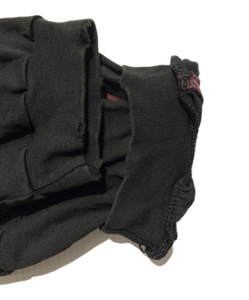 SKOOT（スクート）SKOOT (スクート) ダメージ加工クロスプリントカットソー ブラック サイズ:Freeの古着・服飾アイテム