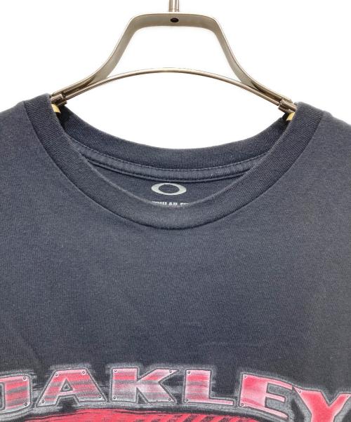 OAKLEY（オークリー）OAKLEY (オークリー) プリントTシャツ ブラック サイズ:Sの古着・服飾アイテム