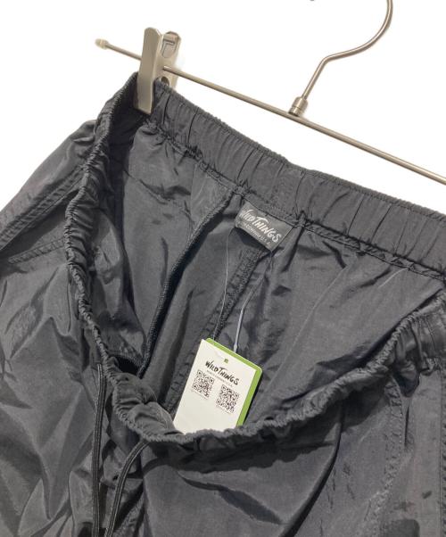 WILD THINGS（ワイルドシングス）WILD THINGS (ワイルドシングス) FREAK'S STORE (フリークスストア) 別注WT LOGO CARGO SHORTS ブラック サイズ:L 未使用品の古着・服飾アイテム
