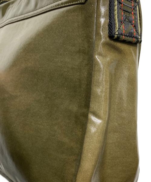 DIESEL（ディーゼル）DIESEL (ディーゼル) D78 メッセンジャーバッグ カーキの古着・服飾アイテム