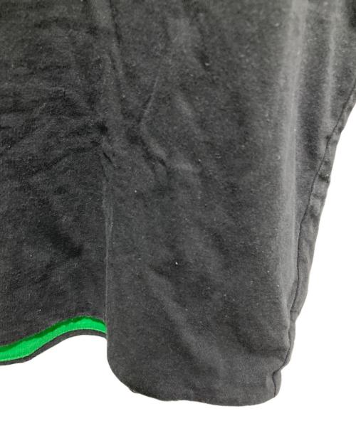 BOTTEGA VENETA（ボッテガベネタ）BOTTEGA VENETA (ボッテガベネタ) ダブルレイヤーコットンジャージー Tシャツ ブラック×グリーン サイズ:Mの古着・服飾アイテム