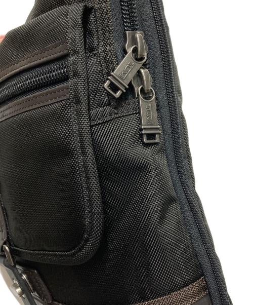 TUMI（トゥミ）TUMI (トゥミ) ALPHA BRAVO ANNAPOLISZIP FLAPボディバッグ ブラックの古着・服飾アイテム