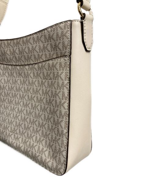 MICHAEL KORS（マイケルコース）MICHAEL KORS (マイケルコース) ジェット セット トラベル シグネチャー スモール ベージュの古着・服飾アイテム
