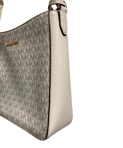 MICHAEL KORS（マイケルコース）MICHAEL KORS (マイケルコース) ジェット セット トラベル シグネチャー スモール ベージュの古着・服飾アイテム