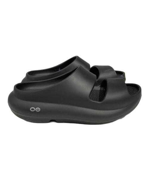 OOFOS（ウーフォス）OOFOS (ウーフォス) OOyeaリカバリーサンダル ブラック サイズ:7の古着・服飾アイテム