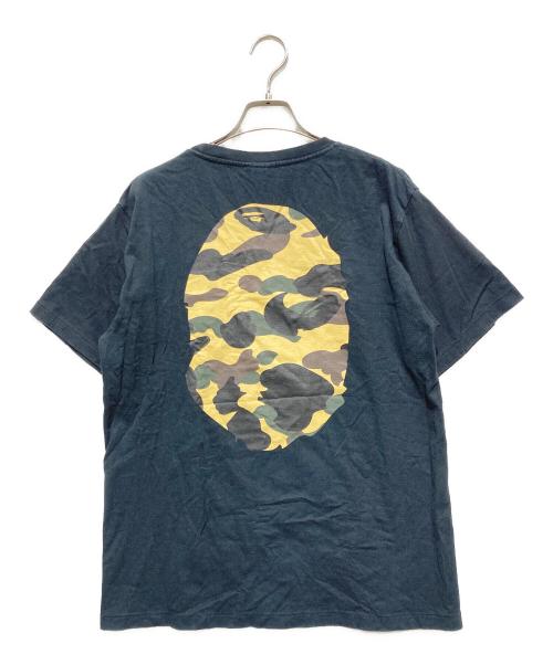 A BATHING APE（アベイシングエイプ）A BATHING APE (アベイシングエイプ) カモフラ柄ロゴTシャツ ブラック サイズ:Mの古着・服飾アイテム