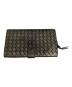 BOTTEGA VENETA（ボッテガベネタ）の古着「2つ折り長財布」｜シルバー