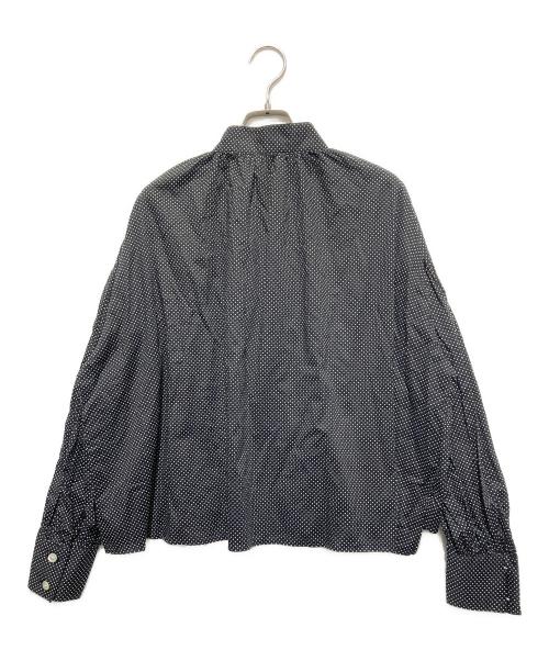 Traditional Weatherwear（トラディショナルウェザーウェア）Traditional Weatherwear (トラディショナルウェザーウェア) NEWHAM ドットリバティープリント スタンドカラーブラウス ブラック×ホワイト サイズ:Sの古着・服飾アイテム