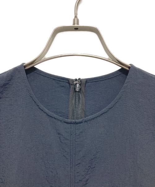Rumche（ラムシェ）RUMCHE (ラムシェ) 半袖ナイロンワンピース ブラック サイズ:FREE 未使用品の古着・服飾アイテム