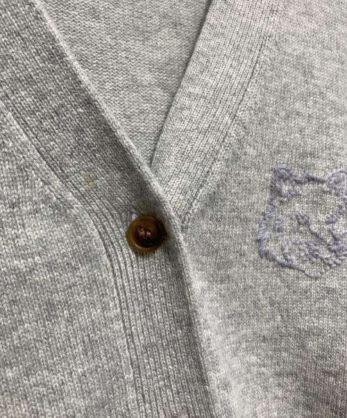 maison kitsune（メゾンキツネ）maison kitsune (メゾンキツネ) ボールドフォックス クロップドカーディガン グレー サイズ:Sの古着・服飾アイテム