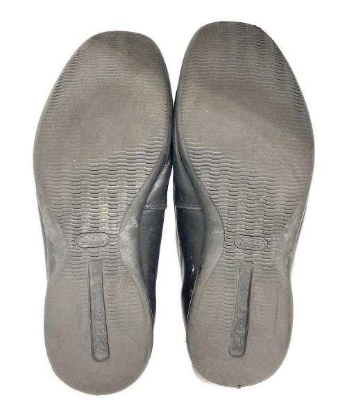 CLARKS（クラークス）CLARKS (クラークス) Finer Sun ブラック サイズ:26.5の古着・服飾アイテム